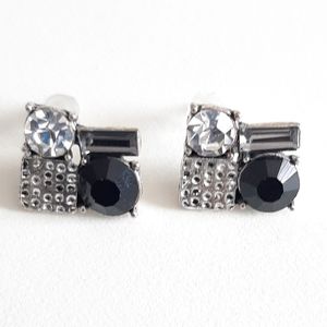 Black stone stud earring silver